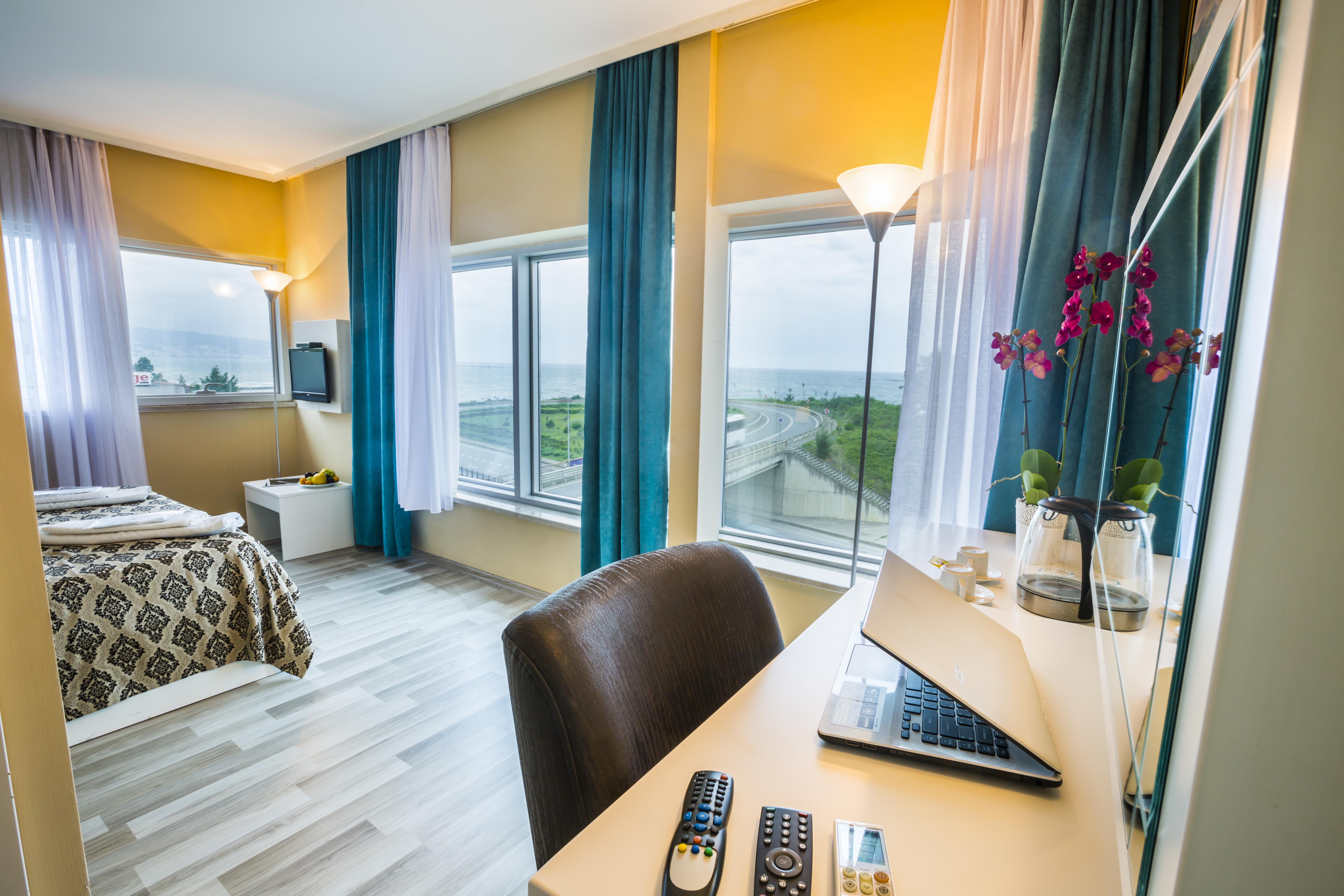 อาร์เซน โฮเทล Hotel อาร์ซิน ภายนอก รูปภาพ