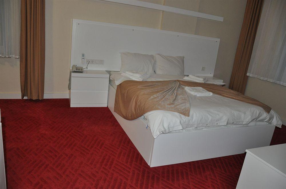 อาร์เซน โฮเทล Hotel อาร์ซิน ภายนอก รูปภาพ